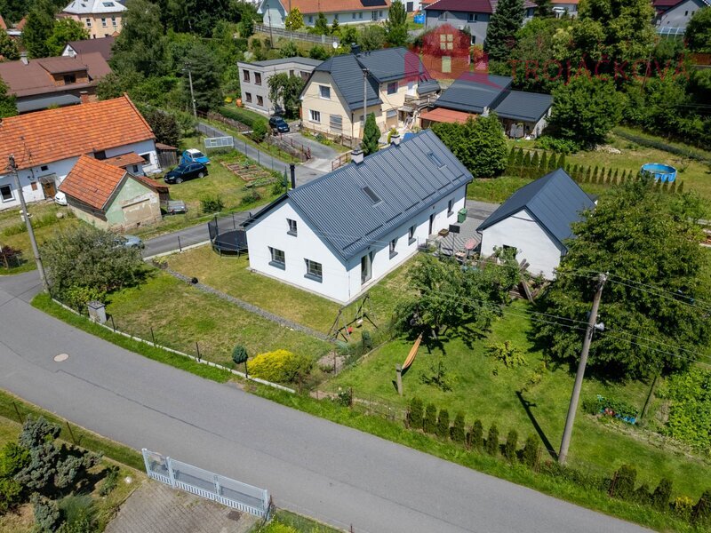 Prodej rodinného domu 342 m2, obec Albrechtičky, pozemek 549 m2