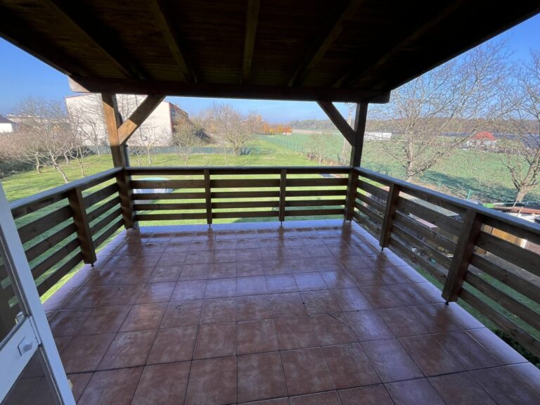 Pronájem bytu 3+1, 100 m², Krmelín