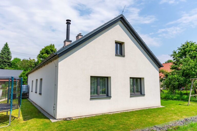 Prodej rodinného domu 342 m2, obec Albrechtičky, pozemek 549 m2