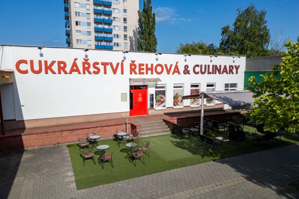 Prodej cukrárny,  výrobny a baru , 433 m2, Moravská Ostrava