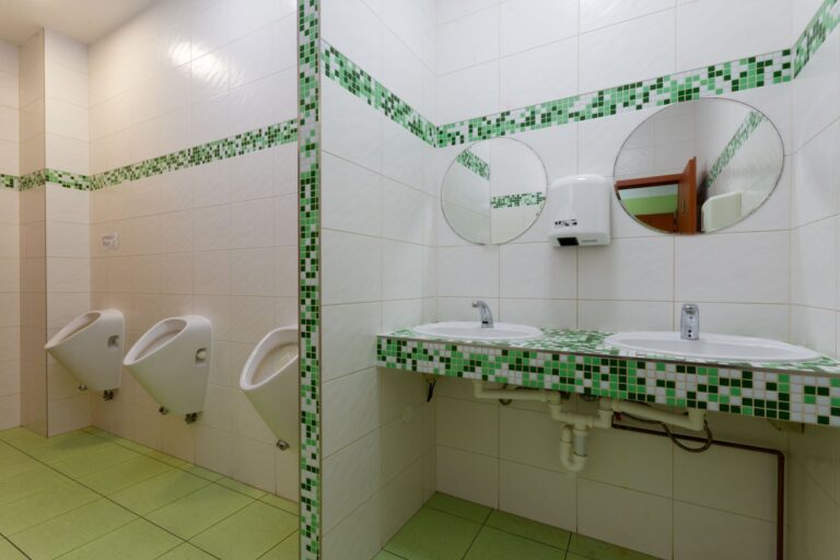 Prodej cukrárny,  výrobny a baru , 433 m2, Moravská Ostrava