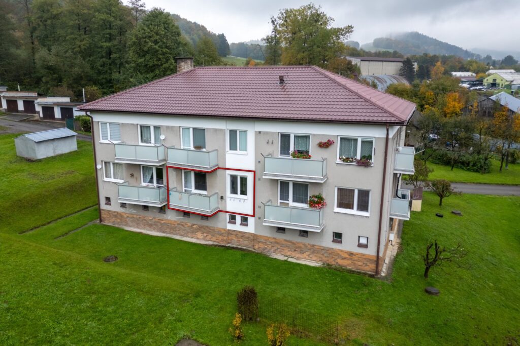 Prodej bytu 1+kk, 41 m2, balkón, Vigantice