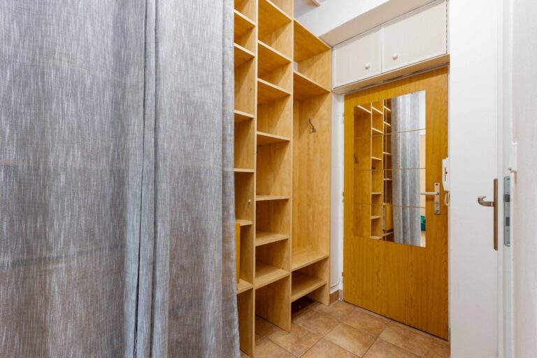 Prodej bytu 1+kk, 41 m2, balkón, Vigantice