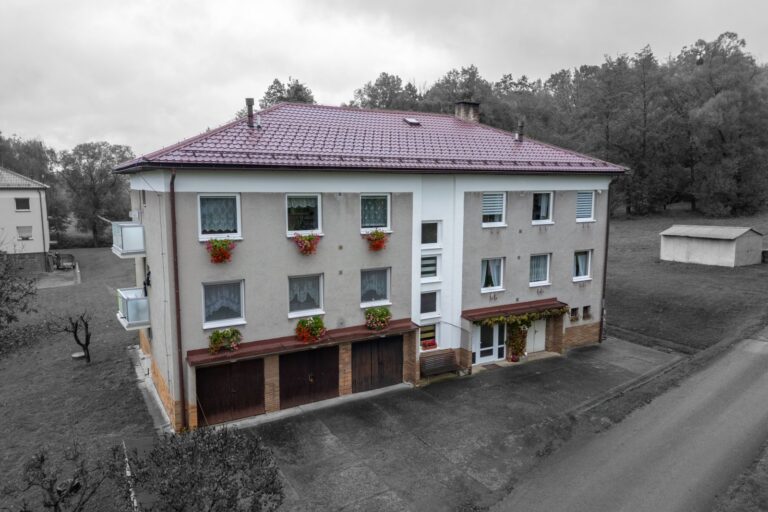 Prodej bytu 1+kk, 41 m2, balkón, Vigantice