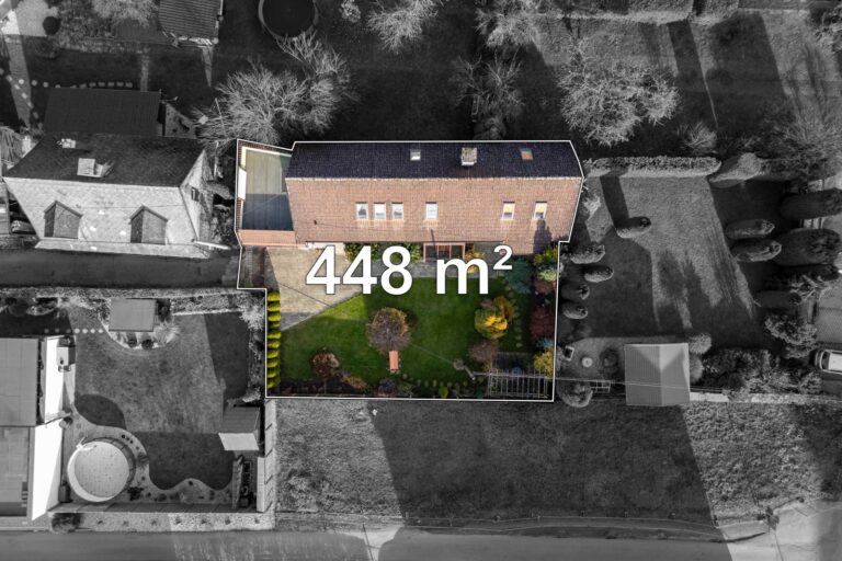 Prodej rodinného domu 4+1 , 199 m2, garáž, pozemek 448 m2, Rožnov pod Radhoštěm