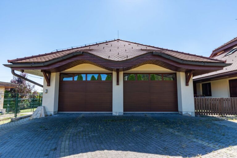 Prodej rodinného domu  6+1, 388 m2, Žermanice , pozemek 7143 m2