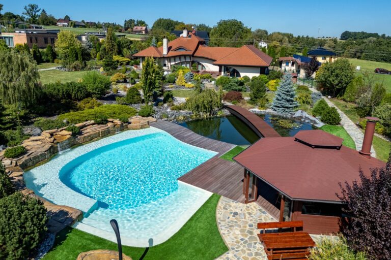 Prodej rodinného domu  6+1, 388 m2, Žermanice , pozemek 7143 m2