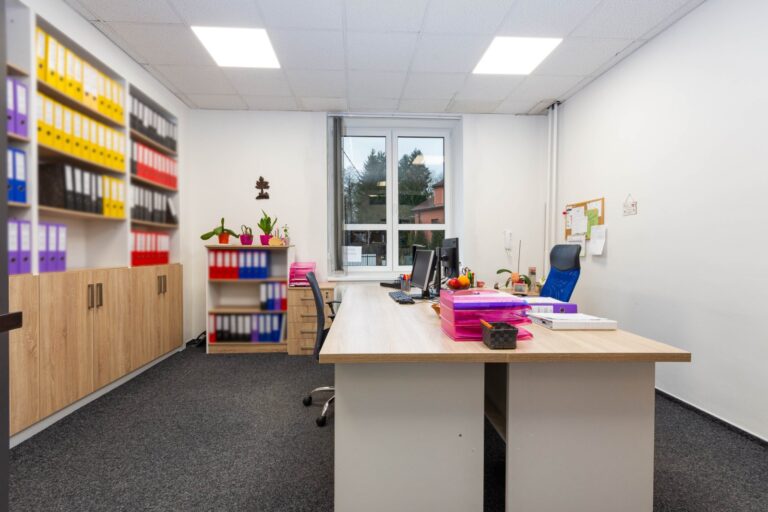 Pronájem kanceláře 802 m2, Havířov –  Prostřední Suchá