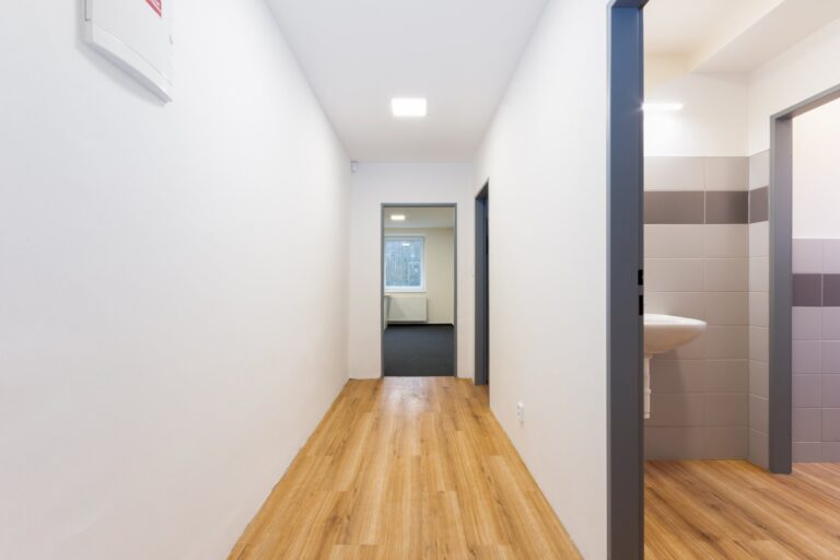 Pronájem kanceláře 802 m2, Havířov –  Prostřední Suchá