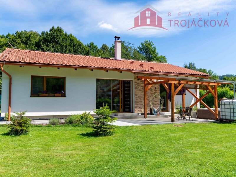 Prodej rodinného domu 4+kk, 109 m2, Dolní Bečva, pozemek 5 114 m2